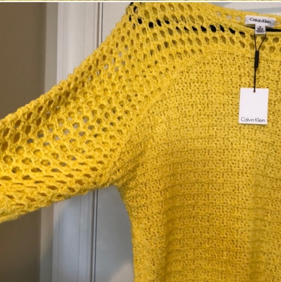 Calvin Klein Sweaters - Calvin Klein Sweater NWT